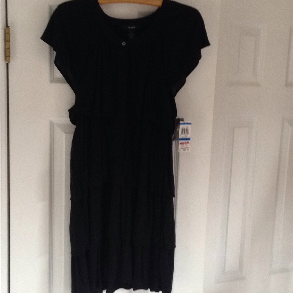 Dress - Picture 2 of 4